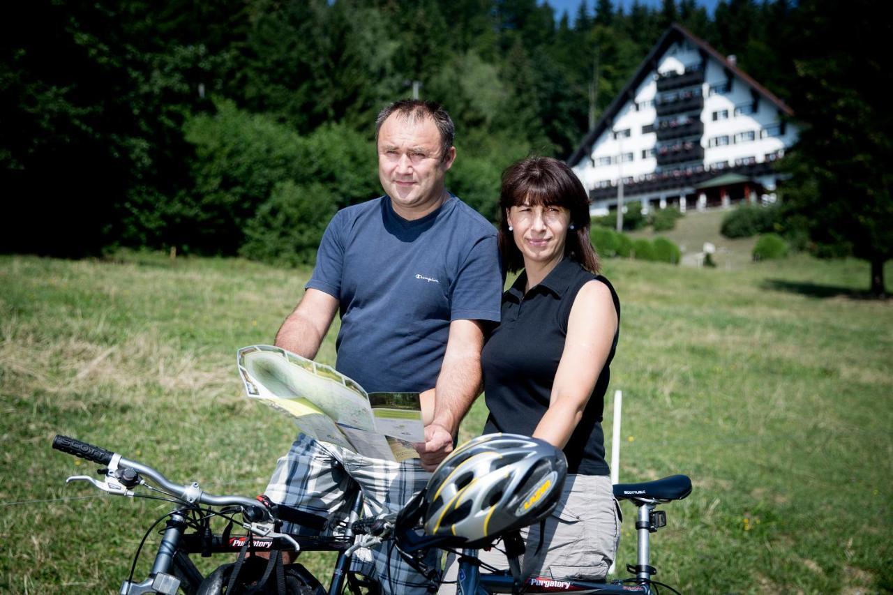 Hotel Tisa Pohorje 霍茨科波霍尔耶 外观 照片