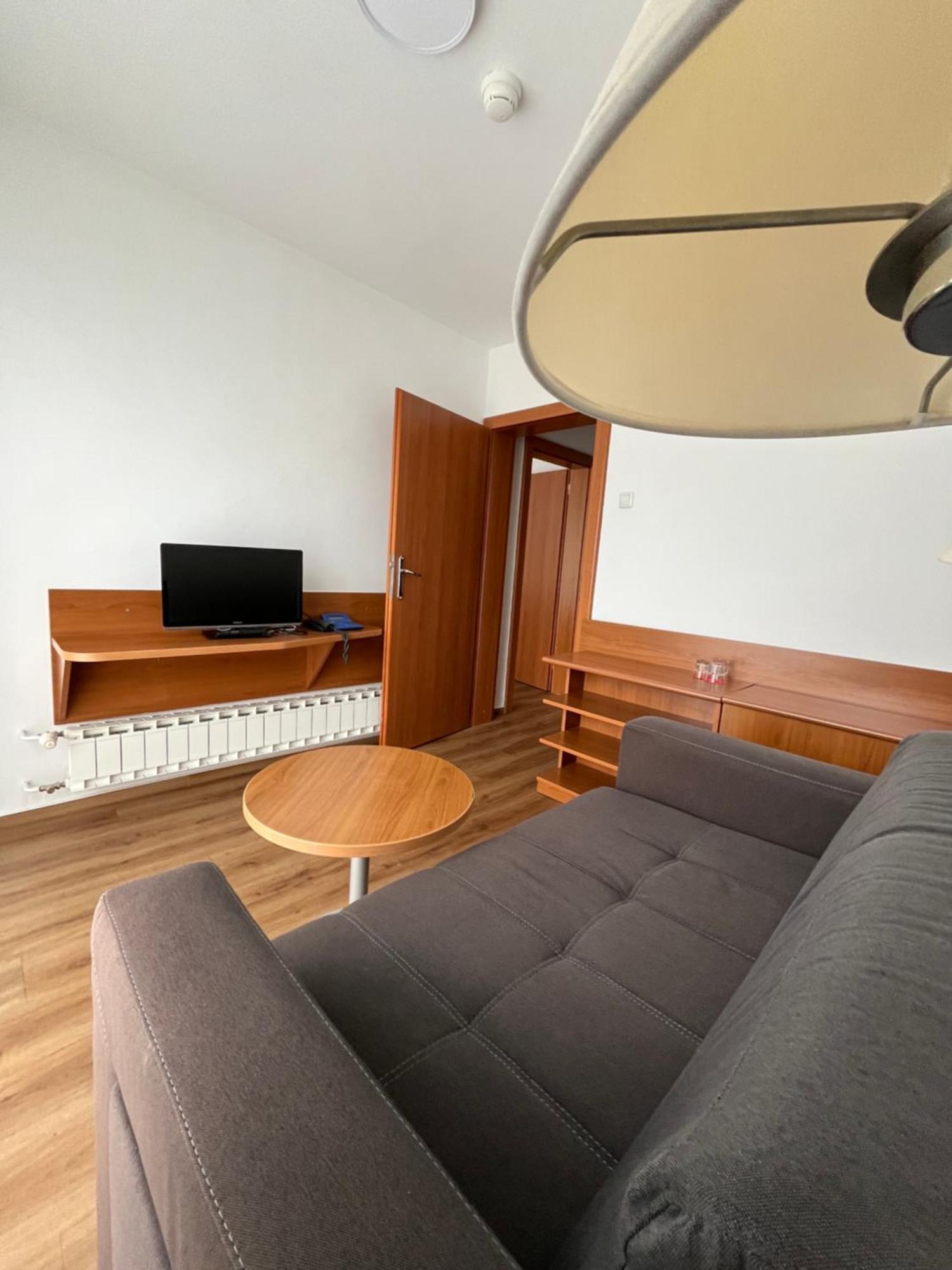 Hotel Tisa Pohorje 霍茨科波霍尔耶 外观 照片