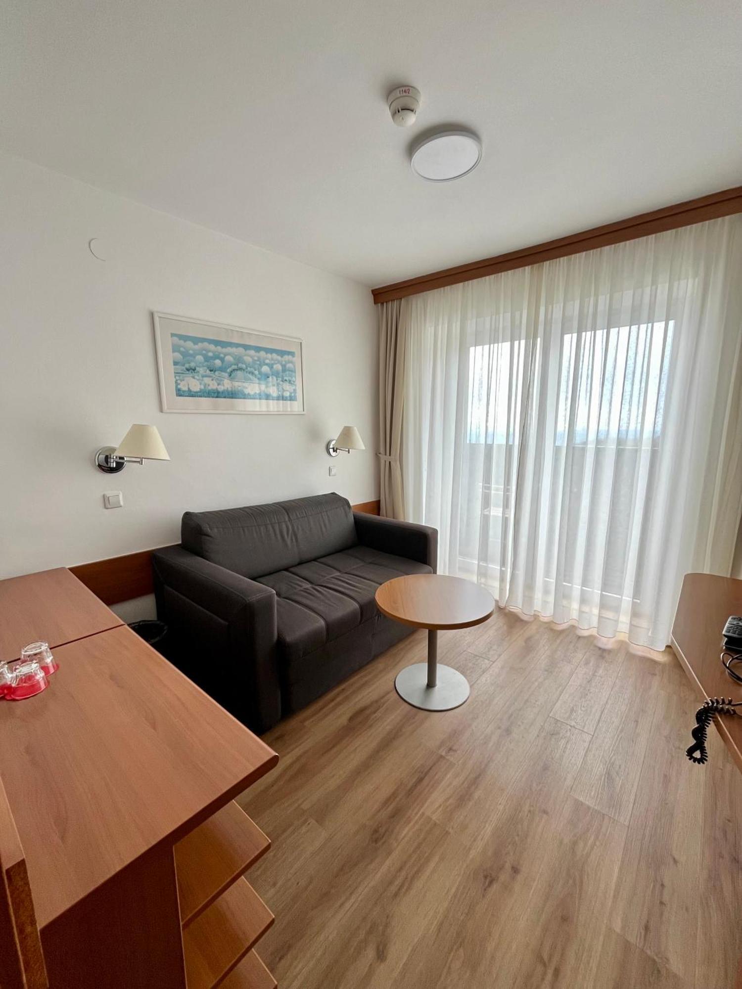 Hotel Tisa Pohorje 霍茨科波霍尔耶 外观 照片