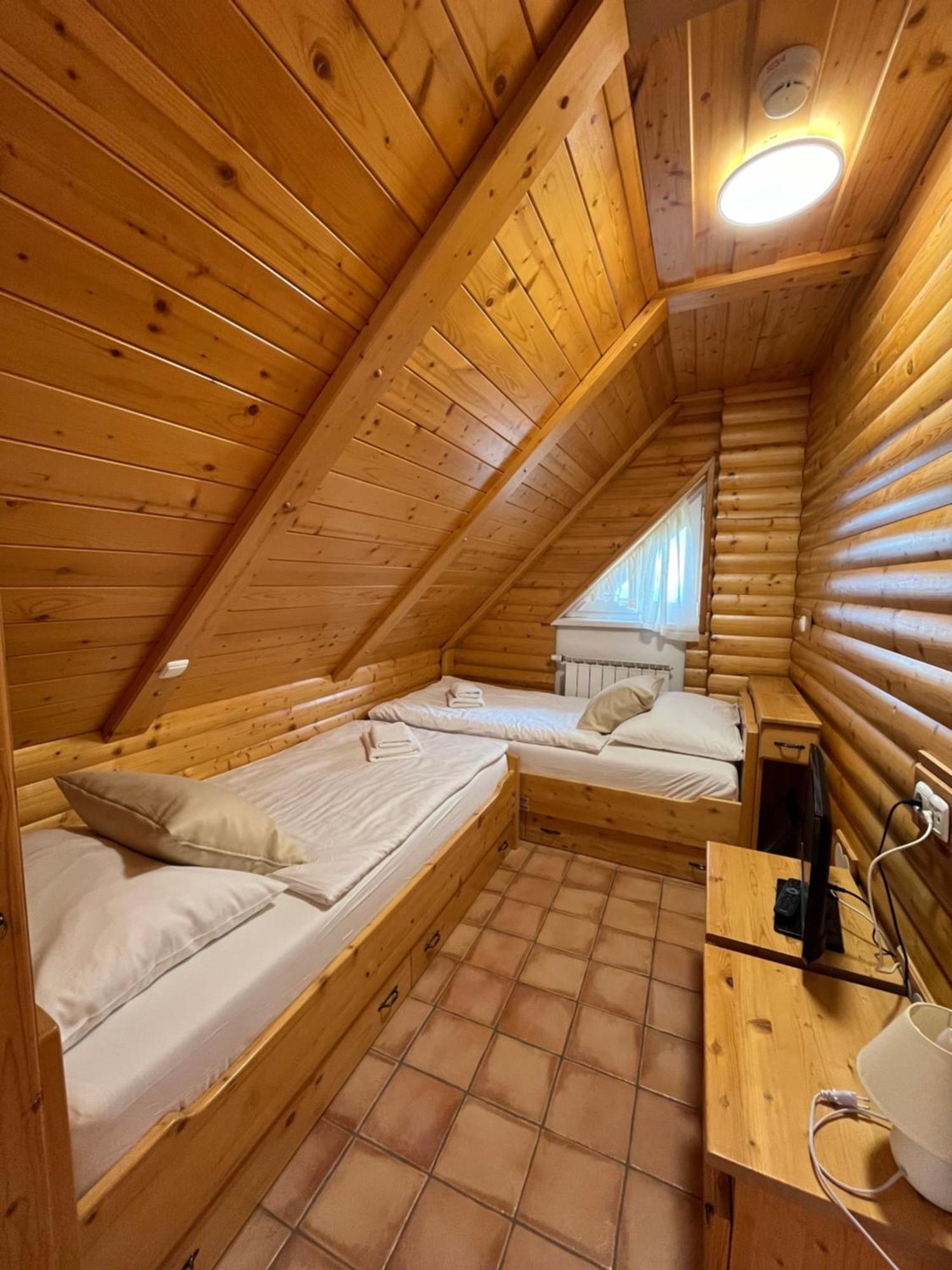 Hotel Tisa Pohorje 霍茨科波霍尔耶 外观 照片