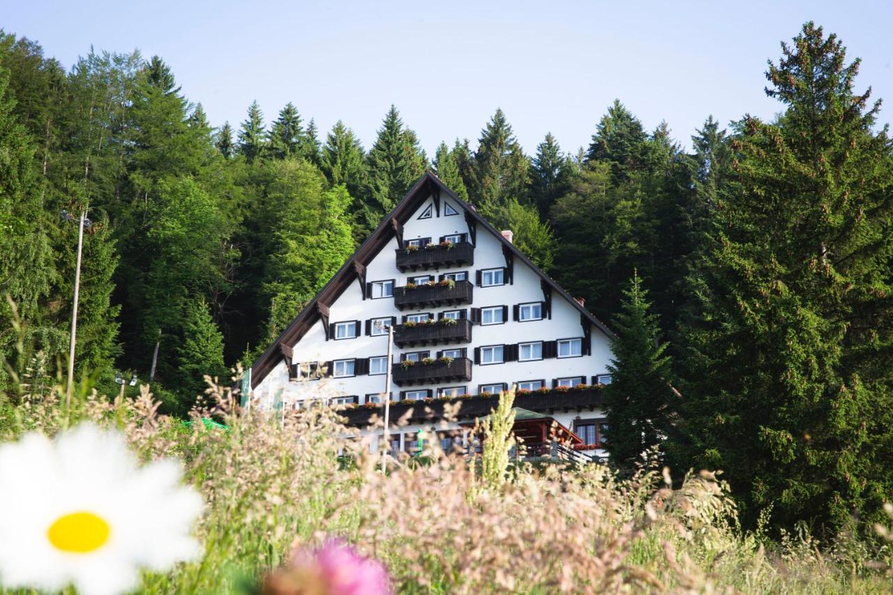 Hotel Tisa Pohorje 霍茨科波霍尔耶 外观 照片